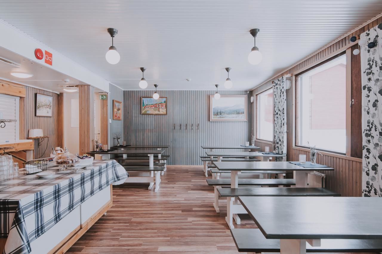 Отель Kuerkievari KuerHotel Экясломполо-13