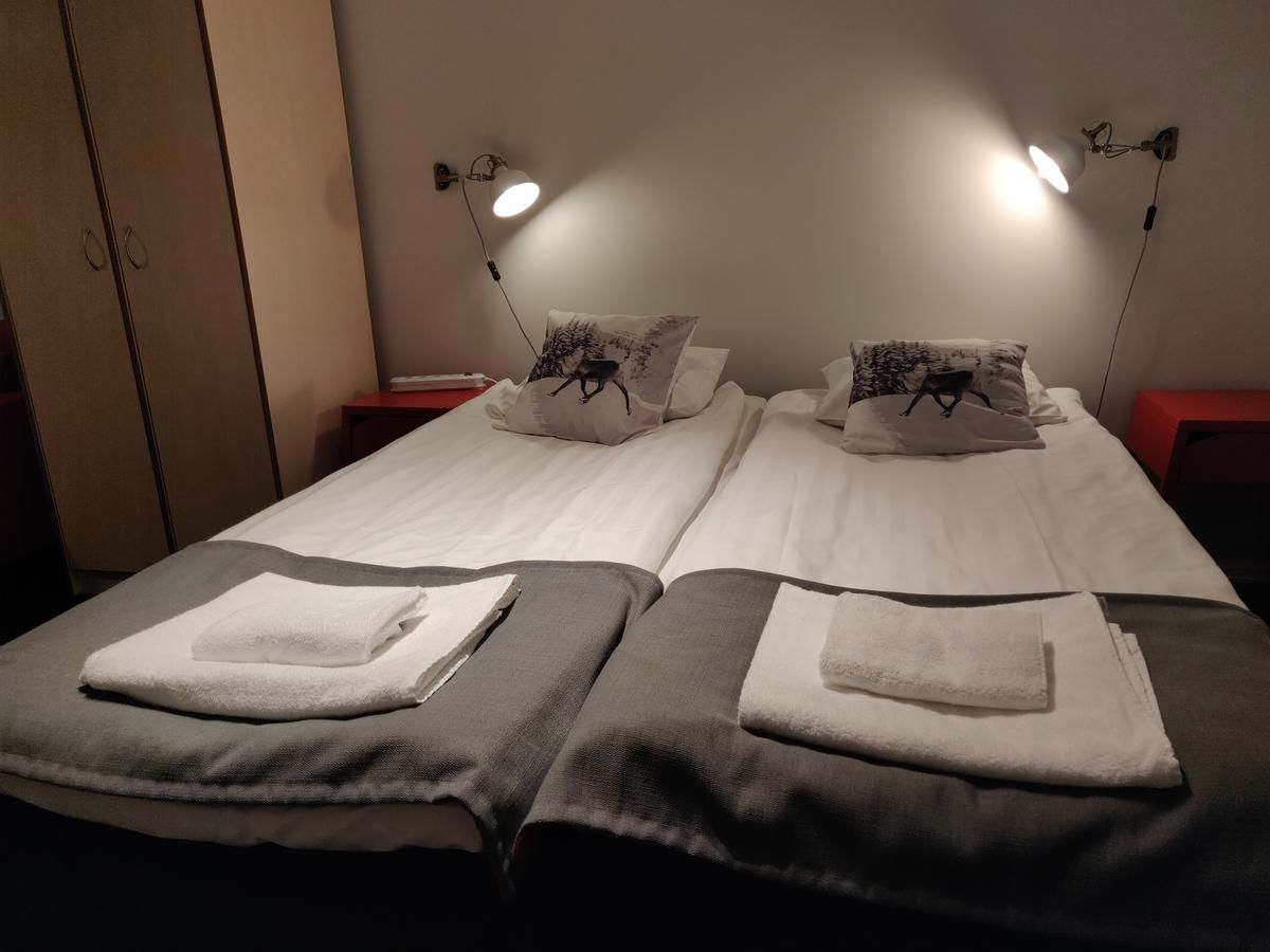 Отель Kuerkievari KuerHotel Экясломполо-23
