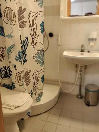 Отель Kuerkievari KuerHotel Экясломполо Стандартный двухместный номер с 2 отдельными кроватями-14