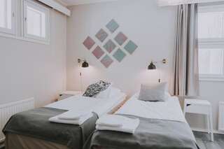 Отель Kuerkievari KuerHotel Экясломполо Стандартный двухместный номер с 2 отдельными кроватями-24