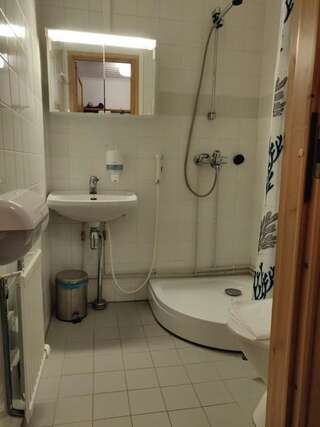 Отель Kuerkievari KuerHotel Экясломполо Стандартный двухместный номер с 2 отдельными кроватями-28