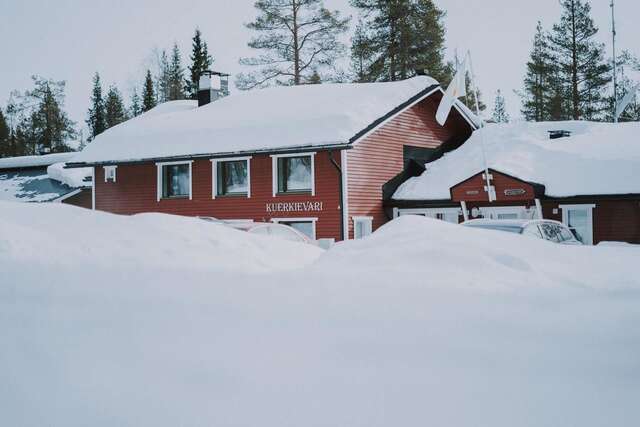 Отель Kuerkievari KuerHotel Экясломполо-25